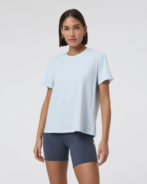 VUORI Women's Feather Tee ATMOSPHERE