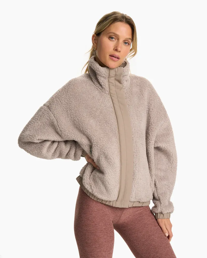VUORI Women's Cozy Sherpa Jacket GRAPHITE