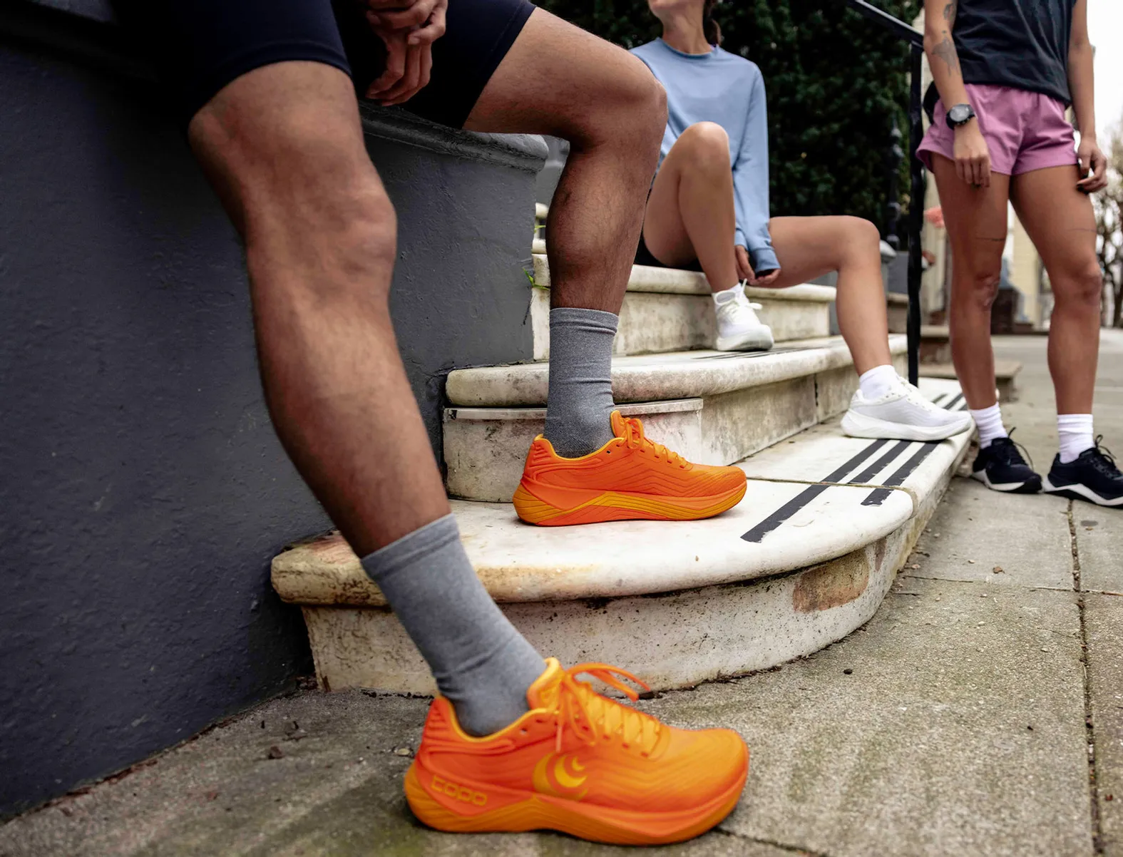 Topo Ultrafly 5 Sneakers Men\'s Size 11 Orange Mango Athletic Road Running Shoes M076.DarkGrey-Grey_00-copy.jpg  main image 2