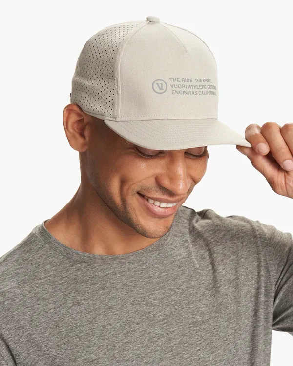 VUORI Vuori Water Tech Hat WHITE display picture 2