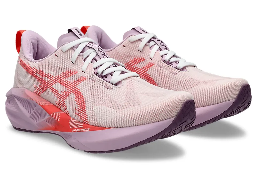 Asics WOMEN'S NOVABLAST 5 WHITE/CORAL REEF