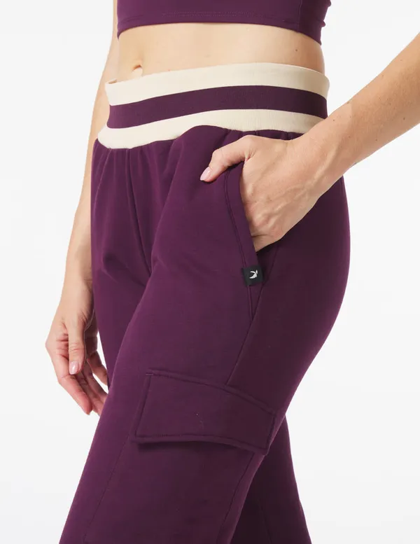 Women's Varsity Jogger