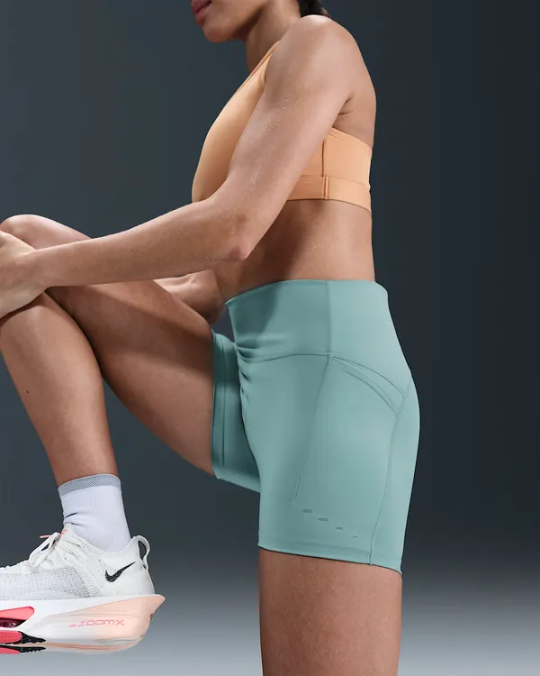 Women's Nike Swift 4"