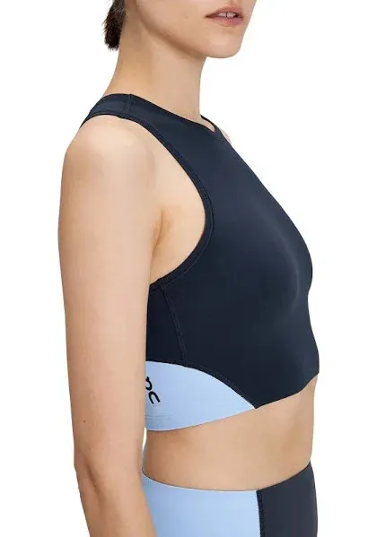 Women's Movement Crop